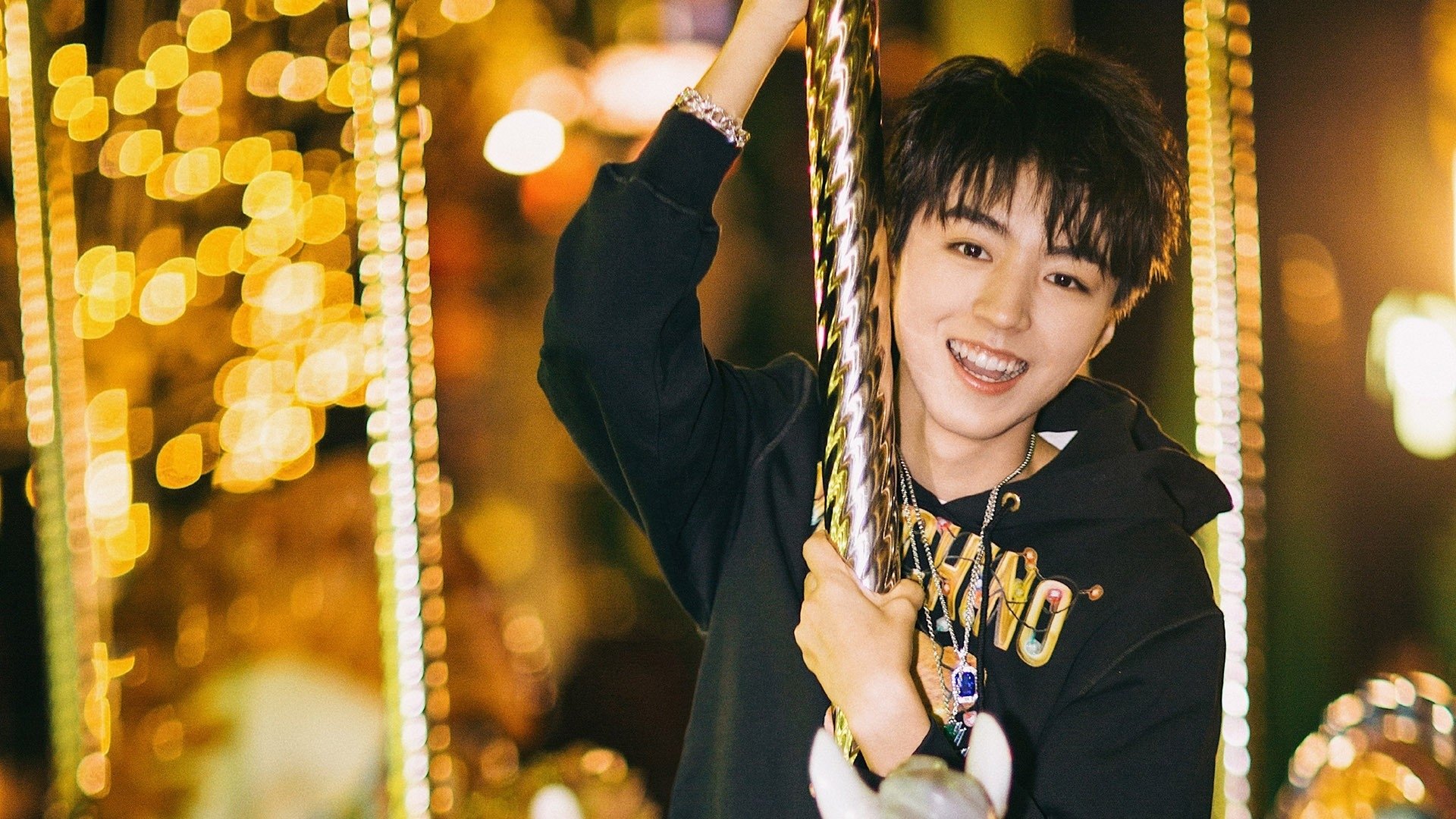 开云体育在线下载-国际热身赛中国女足逆袭 球迷鼓掌支持,国足热身赛2021