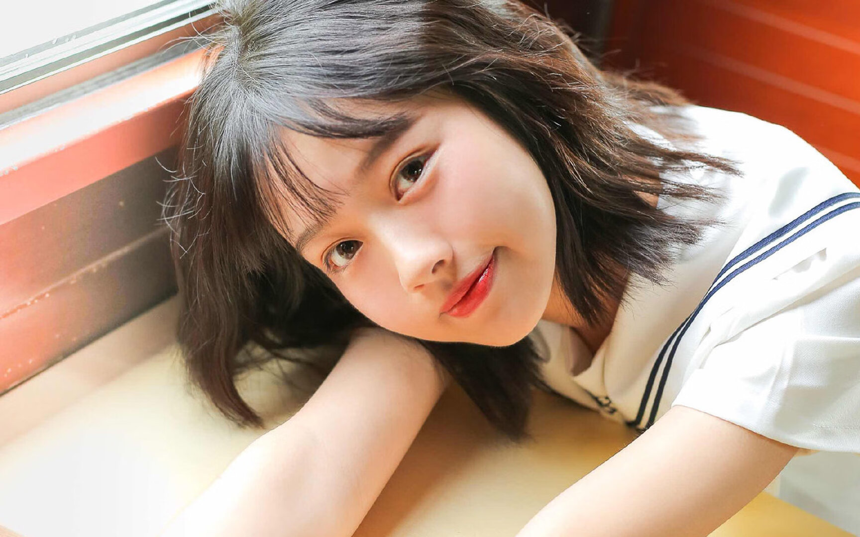 开云体育链接-Emily Johnson 多次关键接球达阵,接球的关键动作是